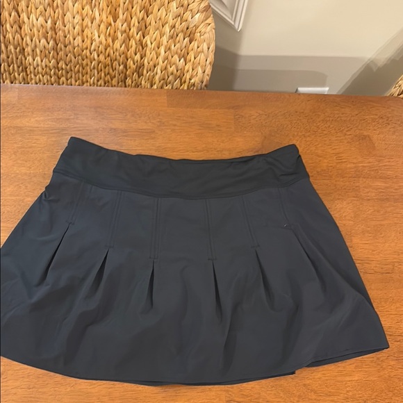 Athleta Black Pleated Skirt Size XL - Picture 2 of 9